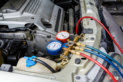 Air Condition Pressure Tester in Engine Bay