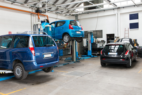Mechanic Shop with Vehicles Inside